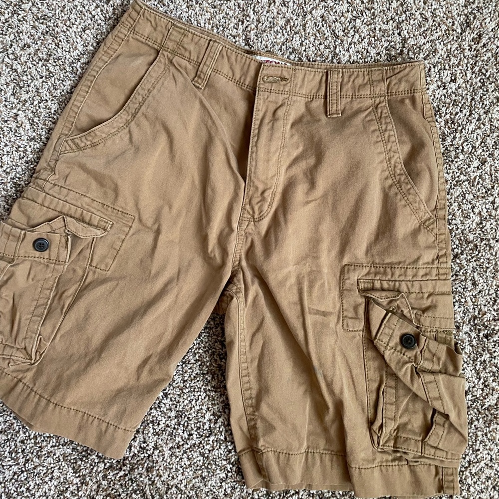 Men’s Khaki Shorts